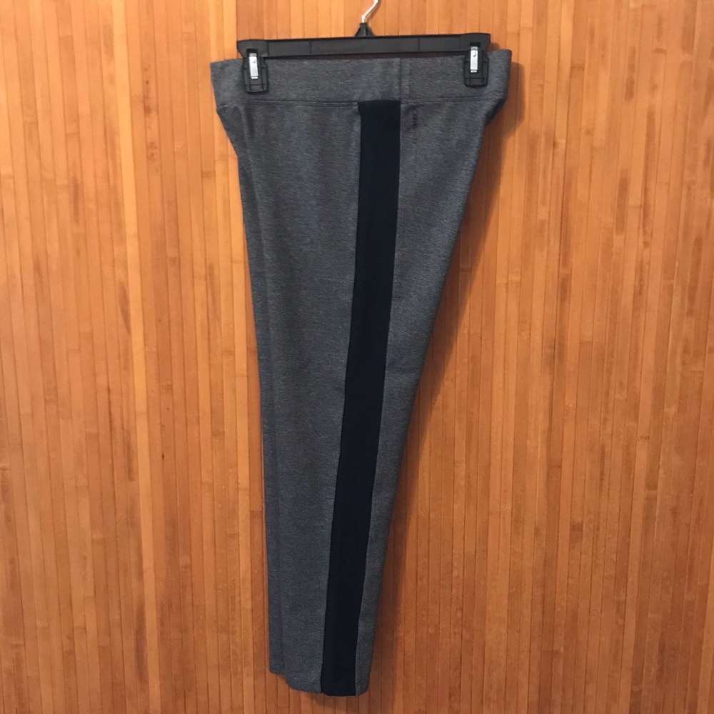 Calvin Klein Women's Gray Striped Leggings, High Waist, Size Medium, 33" Length